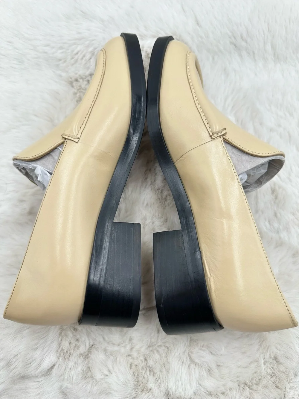 Vince Women's Doris Low Block Heel Loafer‎ Beige Leather Slip On size 6 NWT